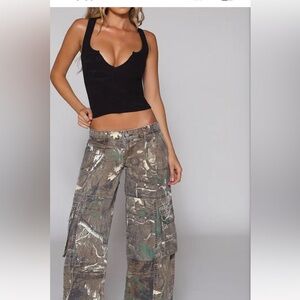 REVICE camo pants super low rise never worn perfect condition